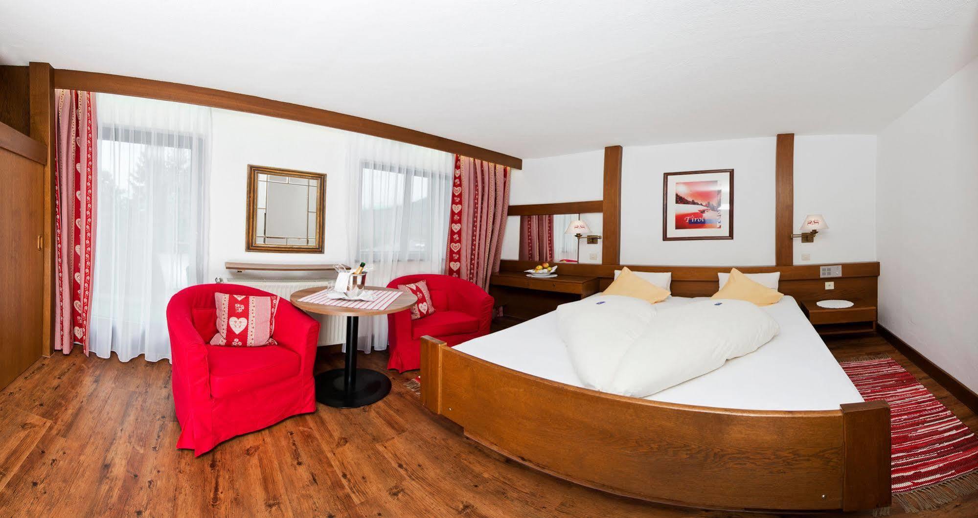 Haus Stefanie - Adults Only Hotel Seefeld in Tirol Luaran gambar
